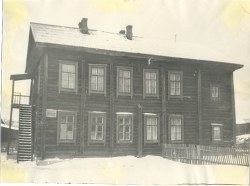 Школа в п. Лёнва